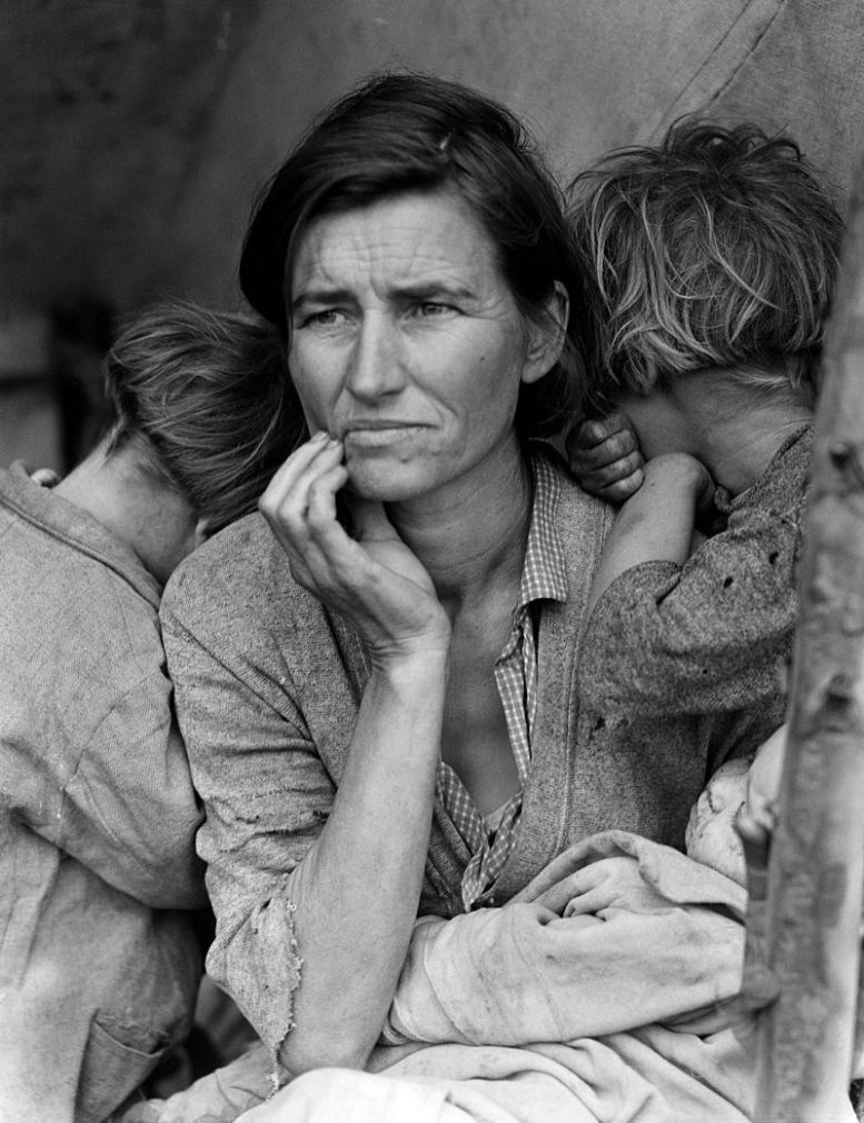 Dorothea Lange-Migrant mother - Library of Congress 02
